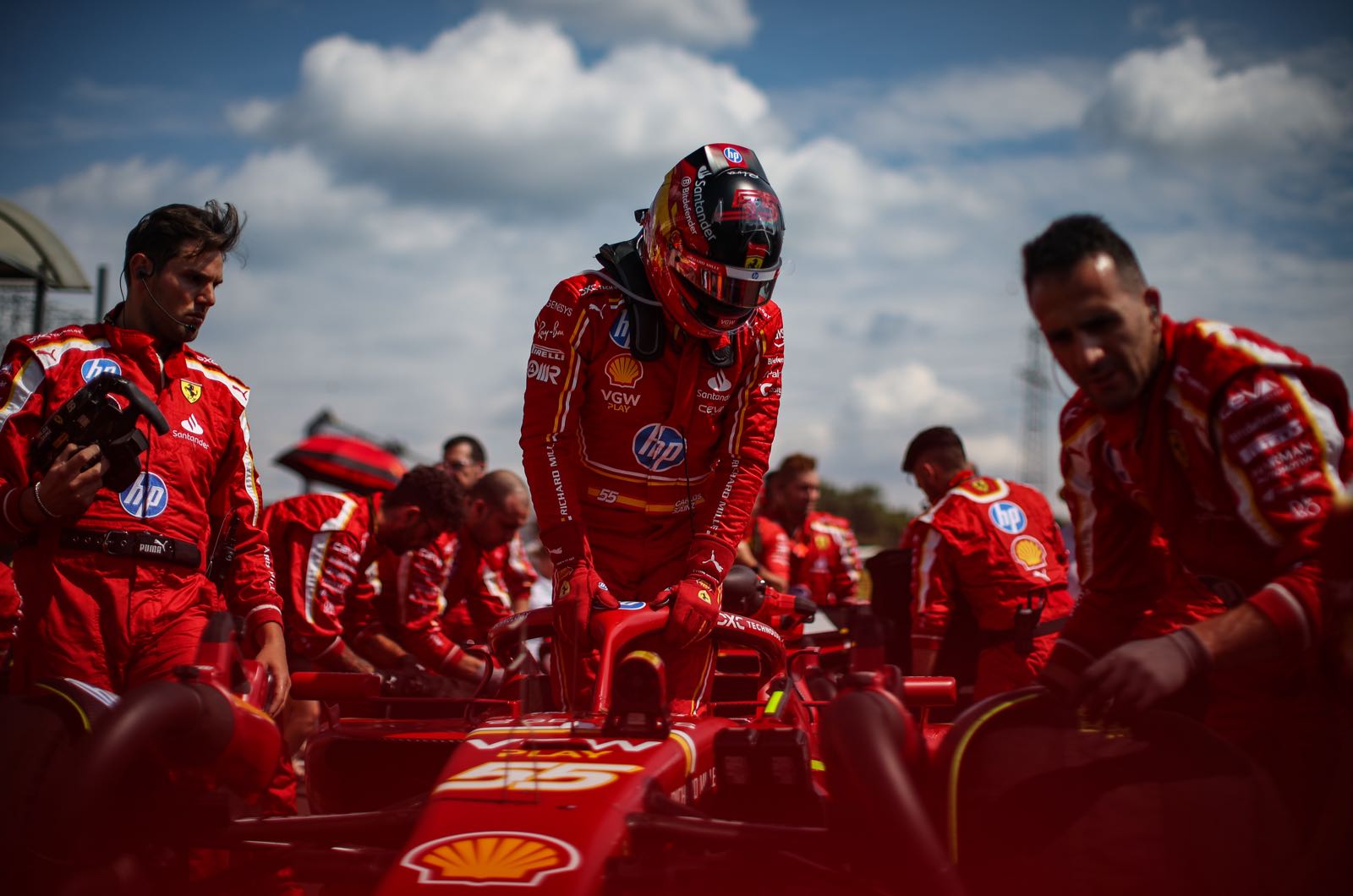 Alpine now only 2025 cockpit left for Sainz