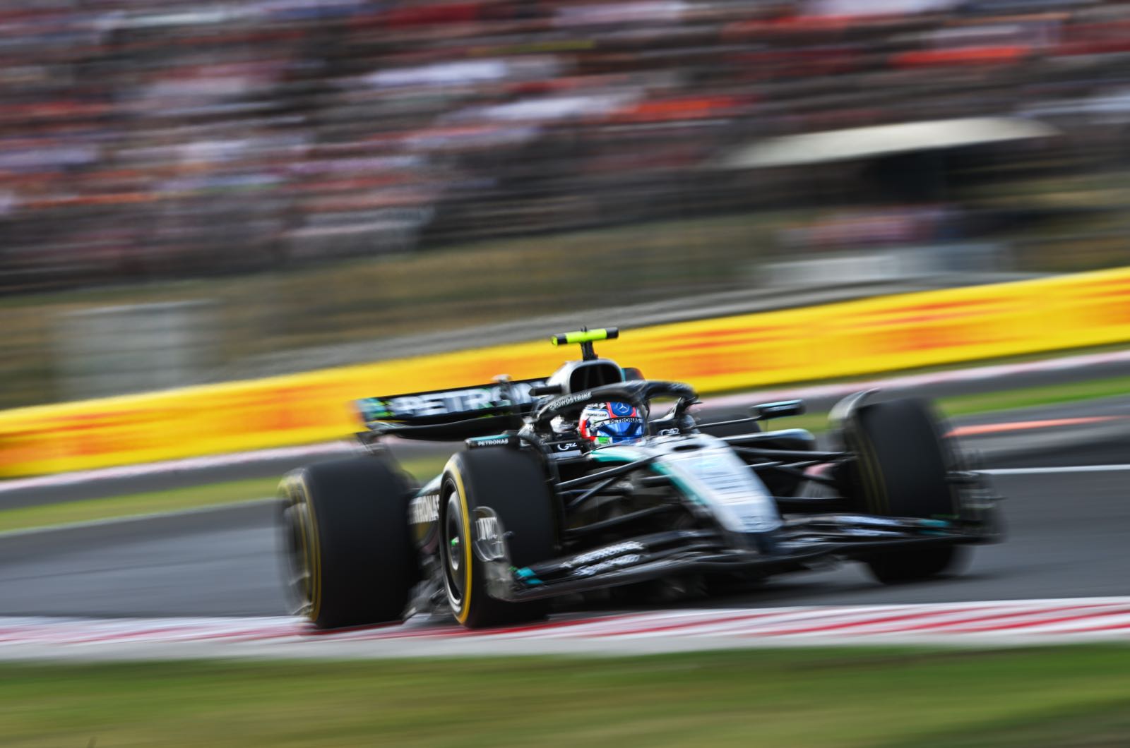 Wolff says 2026 Mercedes lineup now set