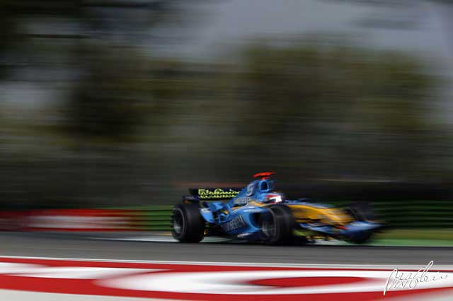 Race Notes - Alonso wins San Marino by a hair