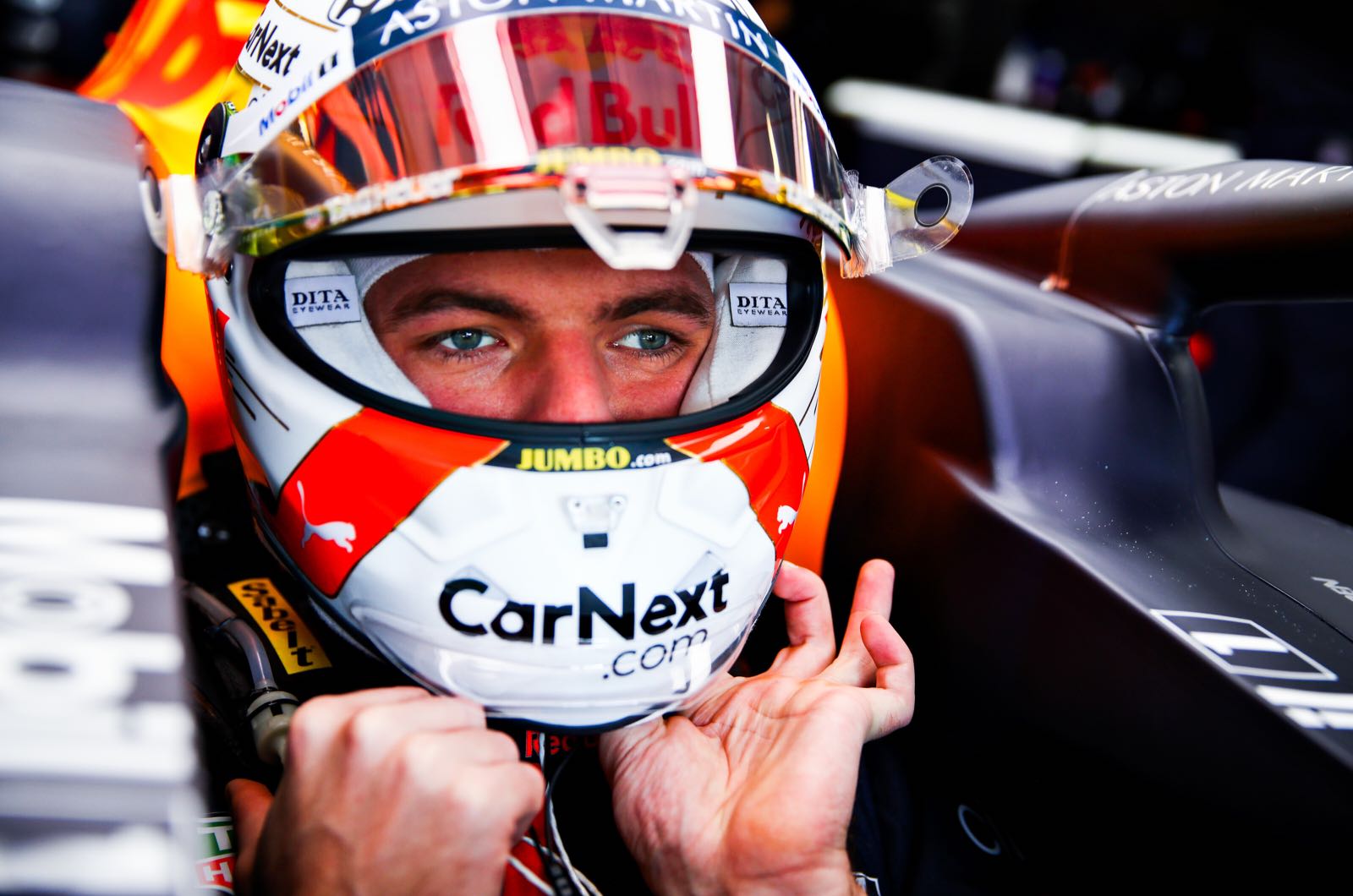 Verstappen aims to destroy new teammate Perez