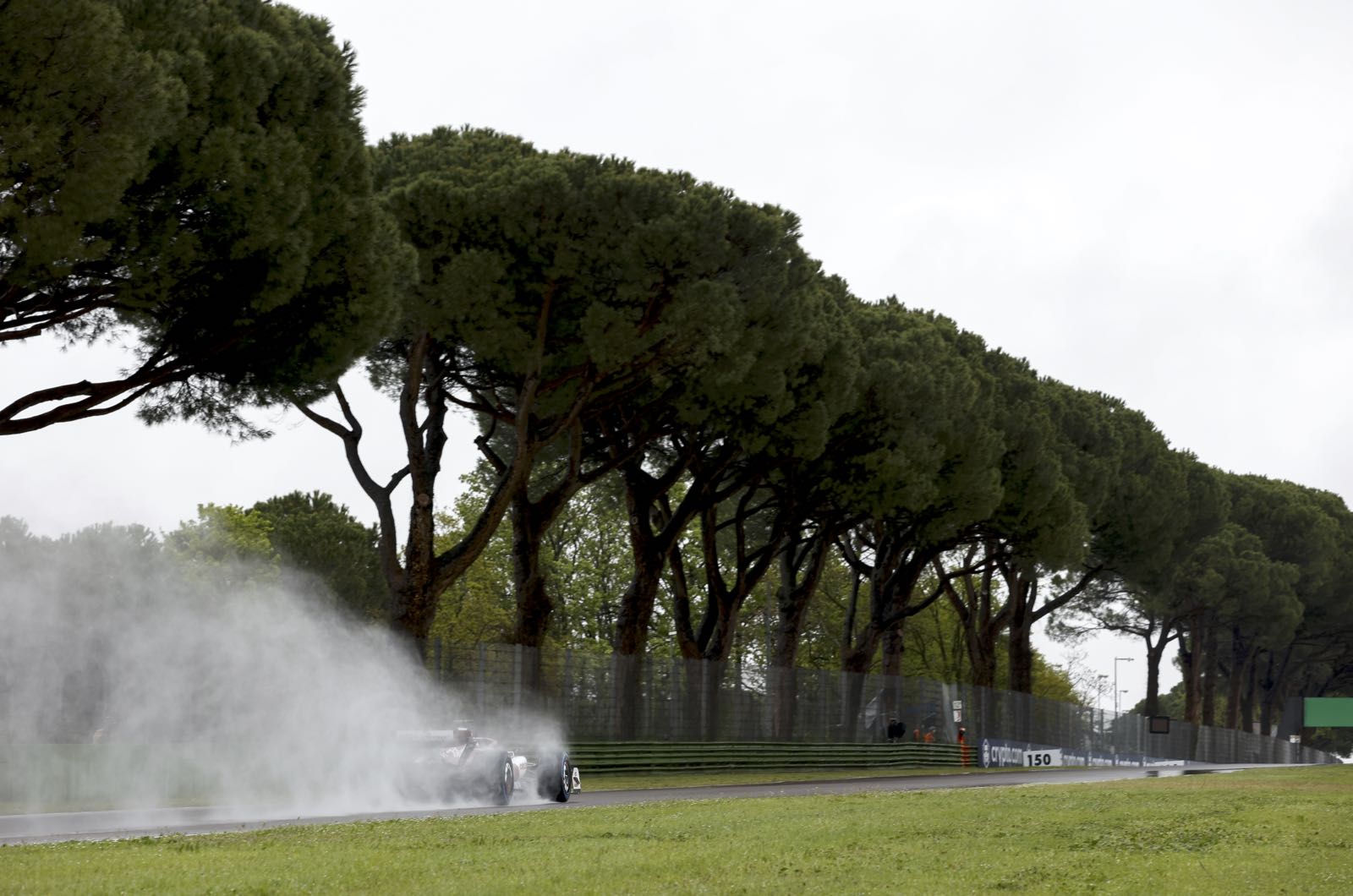 Flooding threatens running of Imola GP