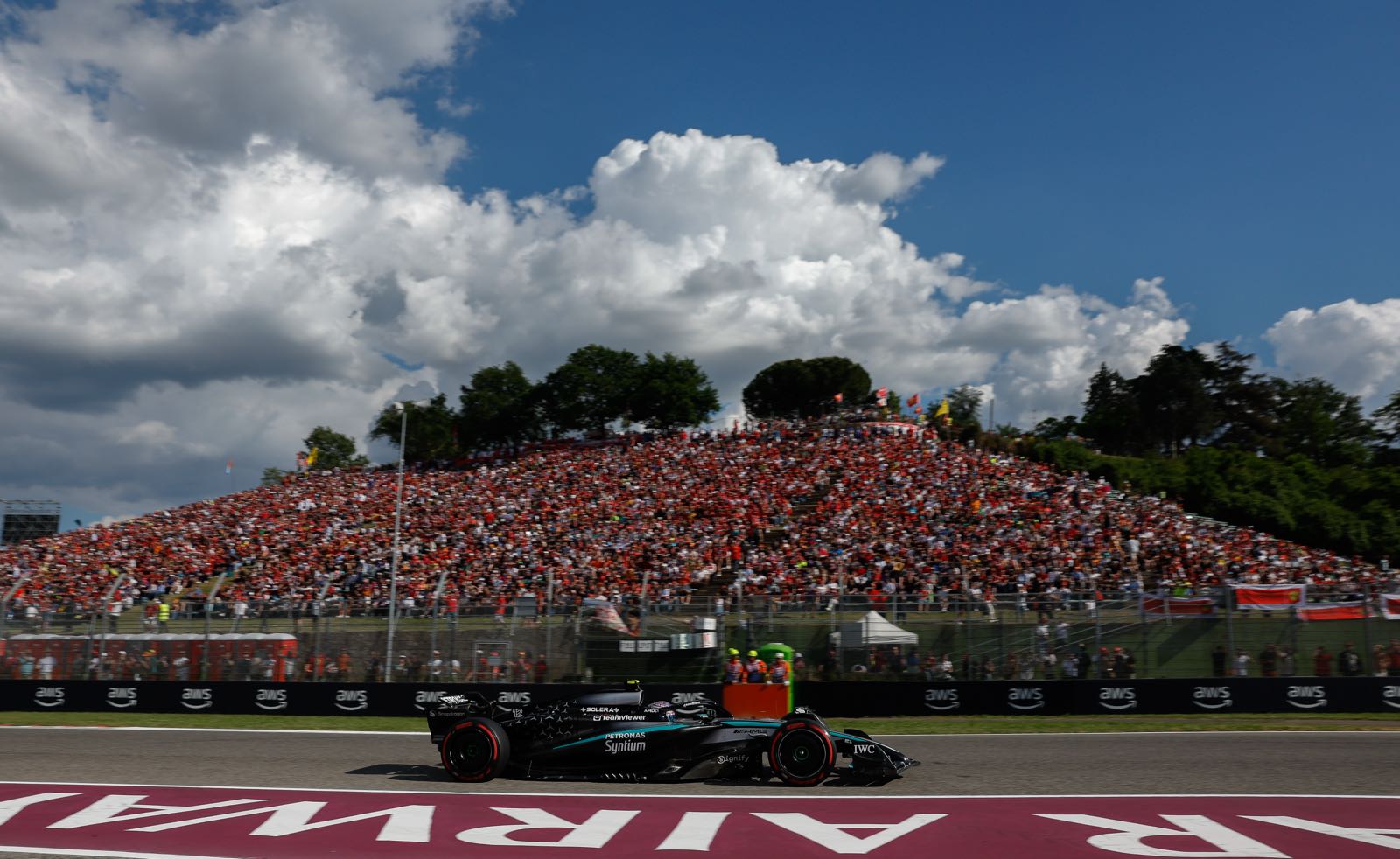 Rossi tells Antonelli to say no to home race hype