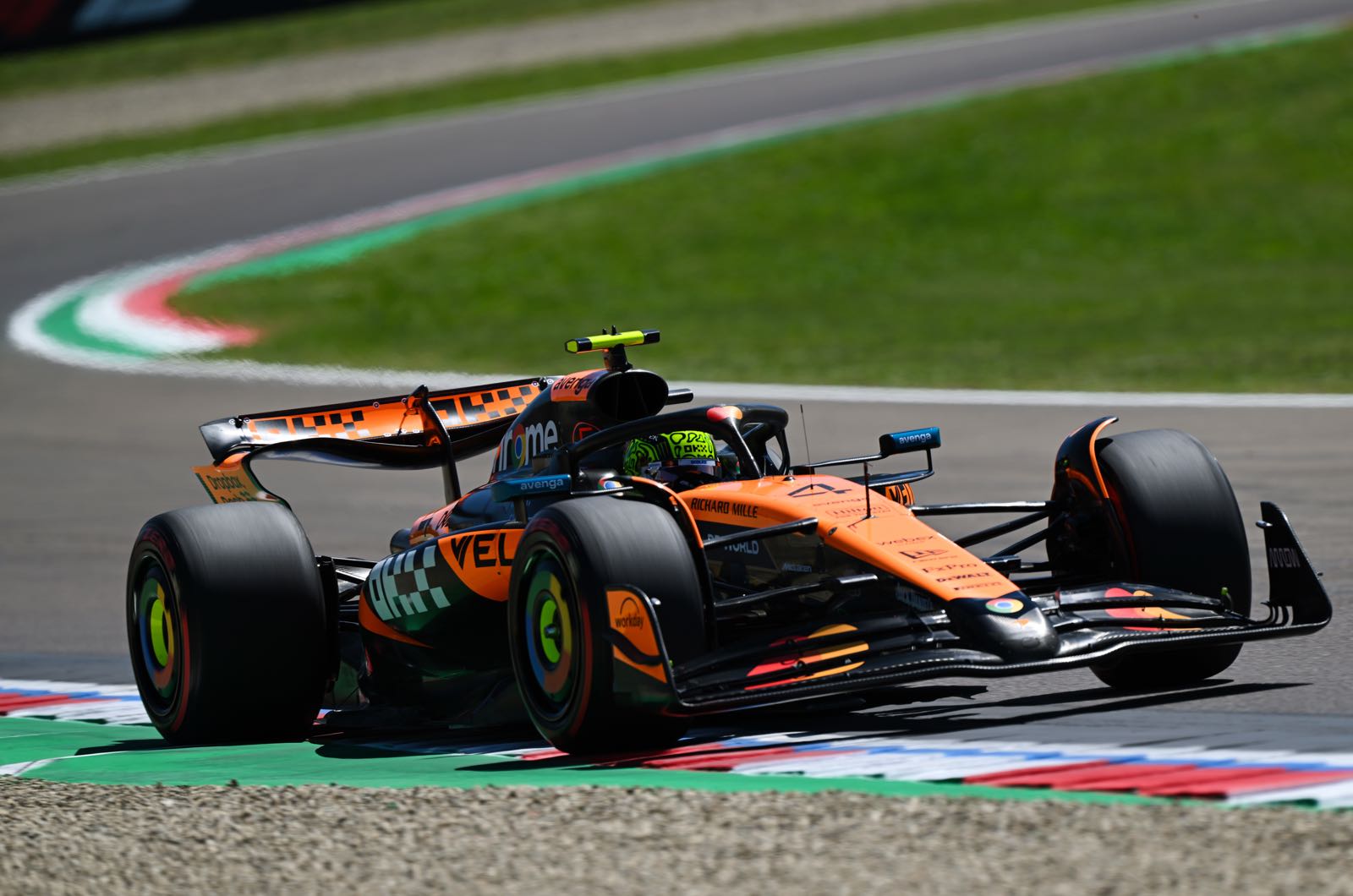 Qualifying Report - Norris storms to pole, McLaren's and Ferrari's mix top two rows