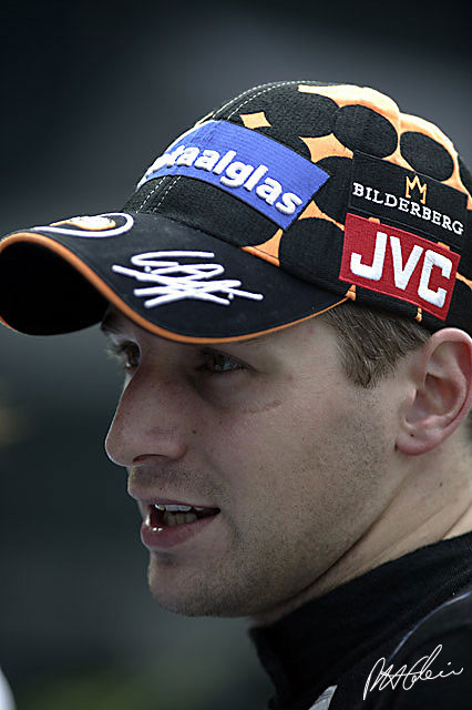 Albers re-signs with Spyker MF1