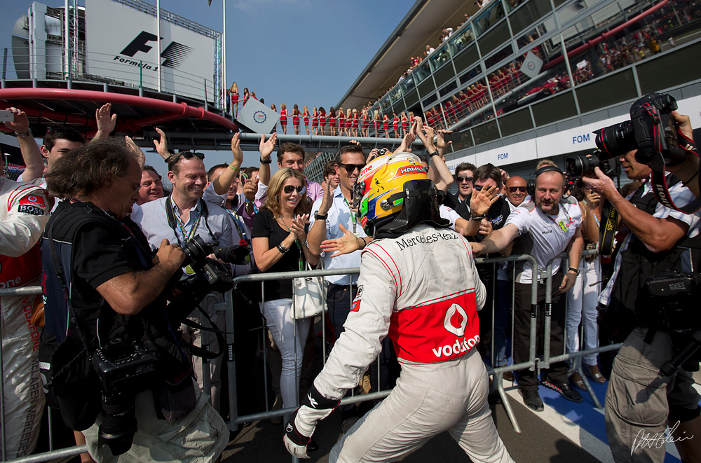 Race Report - Hamilton claims McLaren hat-trick 