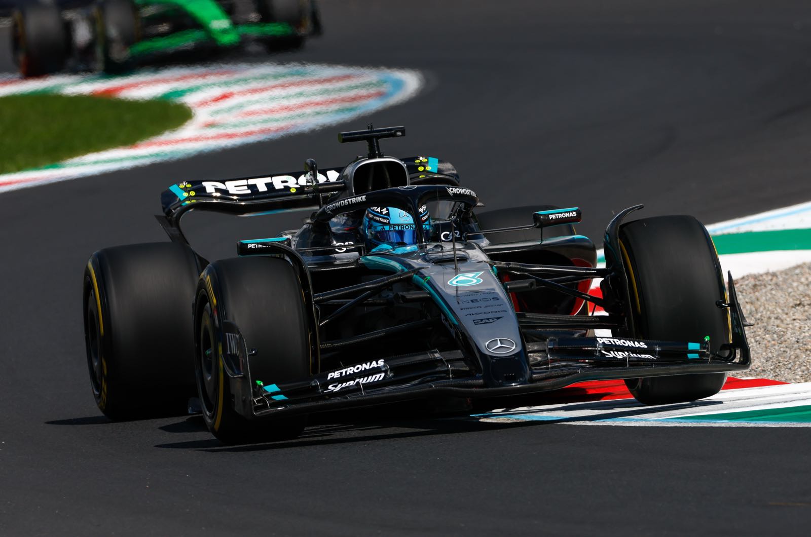 Wolff warns against too early V8 engine switch
