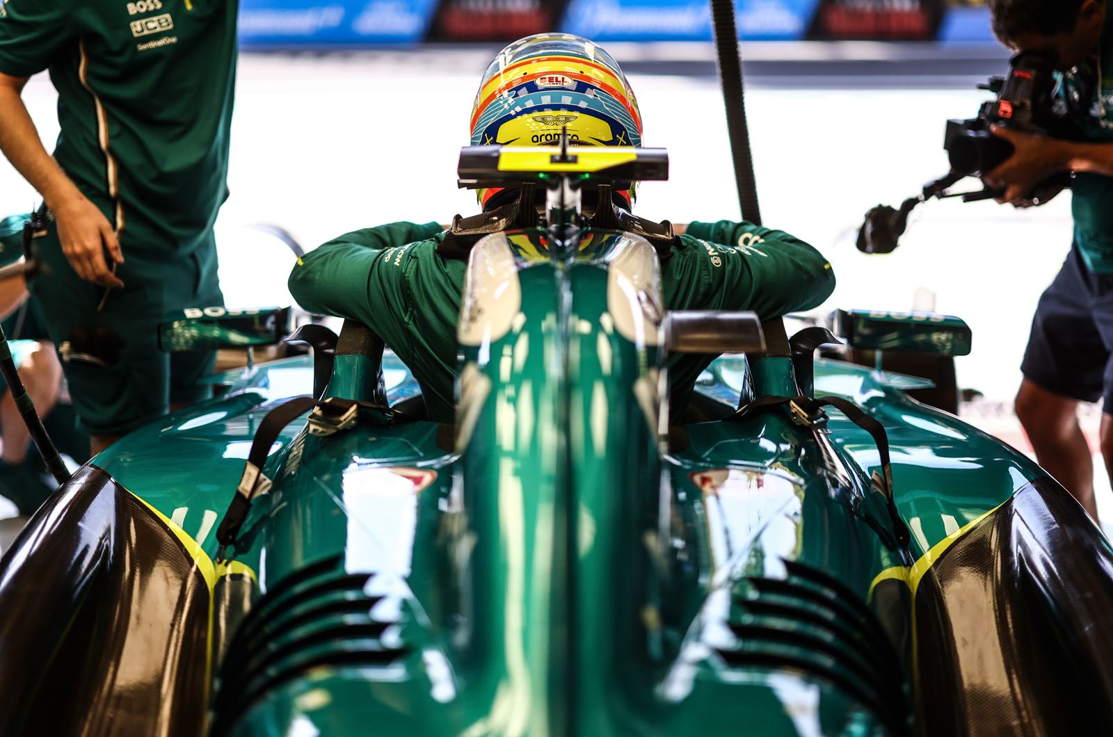 Newey's first Aston could trigger F1 exit says Alonso