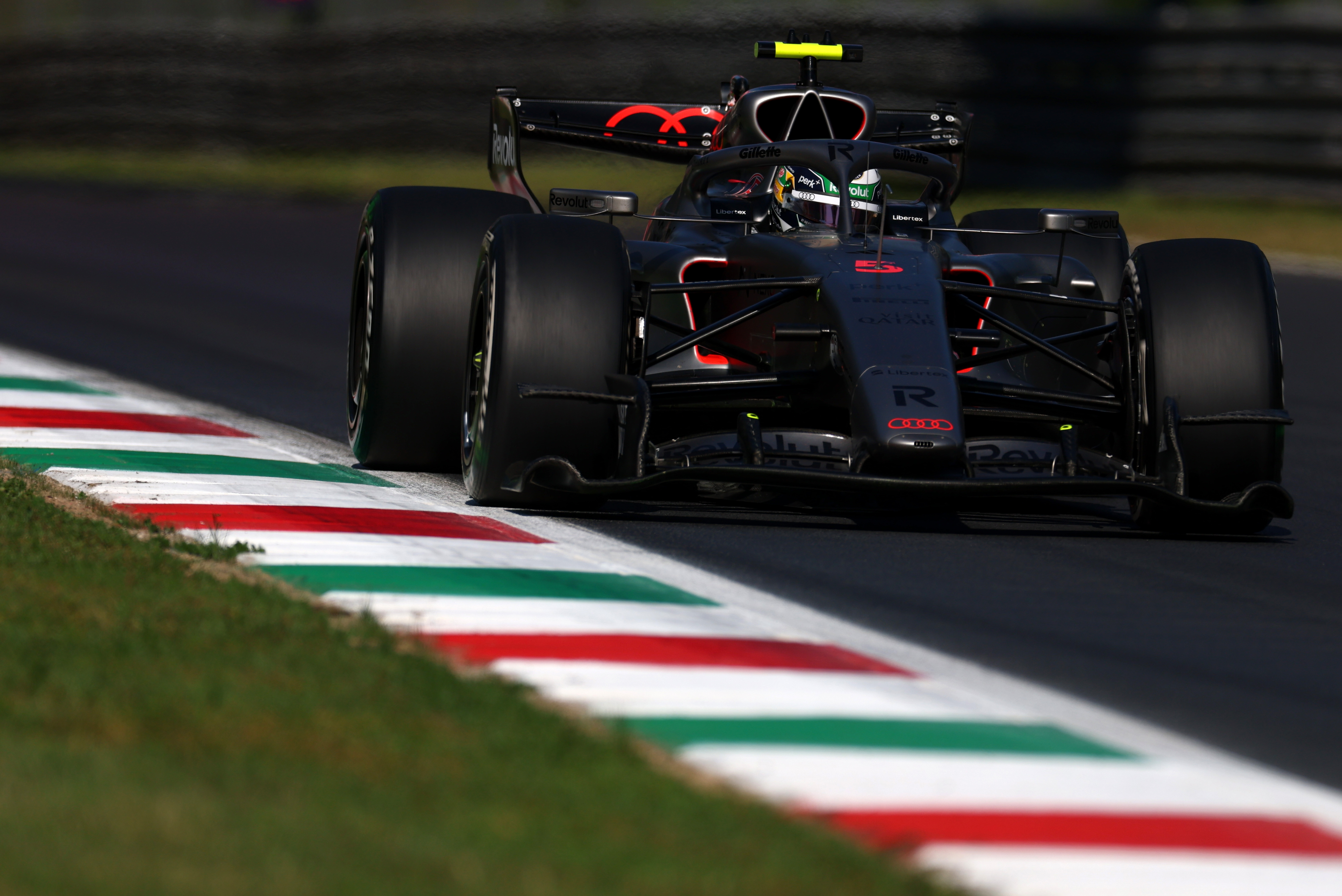 Italian GP Qualifying Results: Piastri Third, Norris Ninth