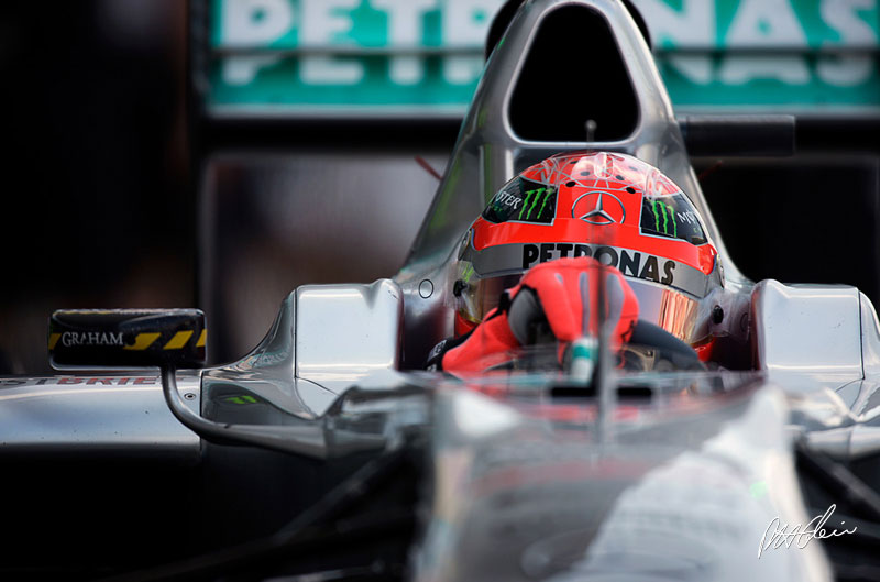 Practice 1 Report - Schumacher tops wet Korean first practice 