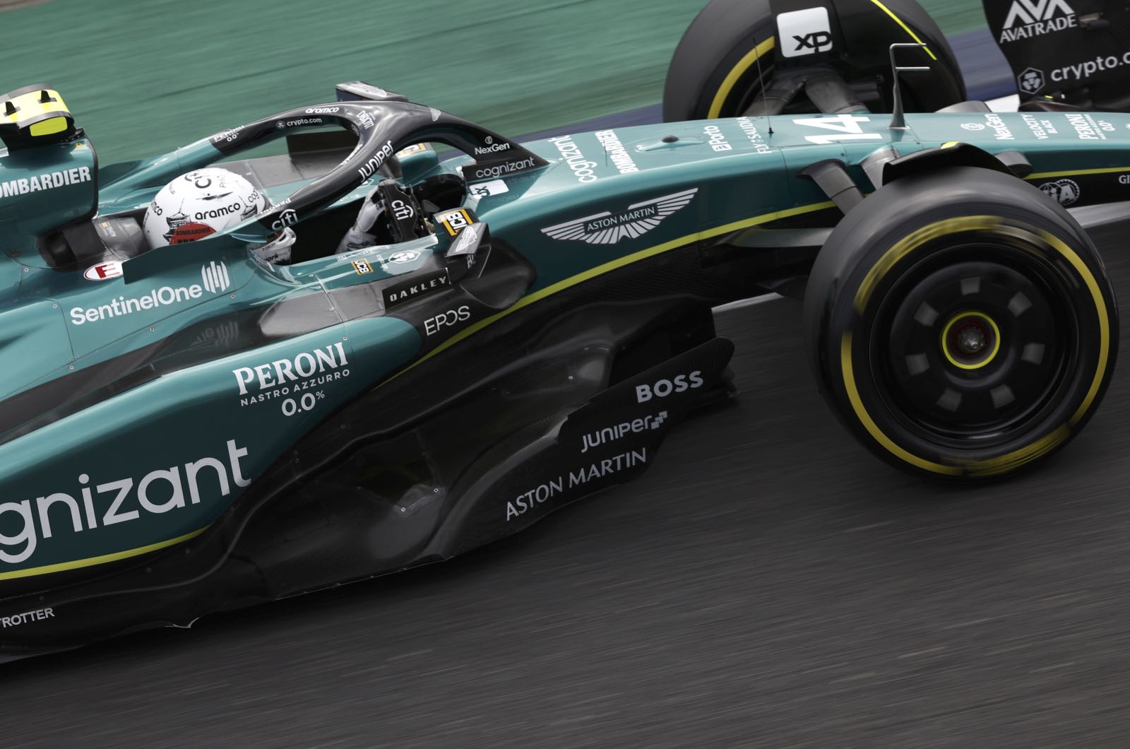 2025 Aston Martin contract very likely, Alonso hints