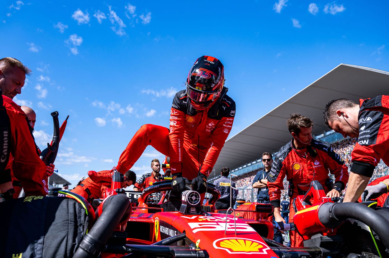 Sainz future will be decided over the winter