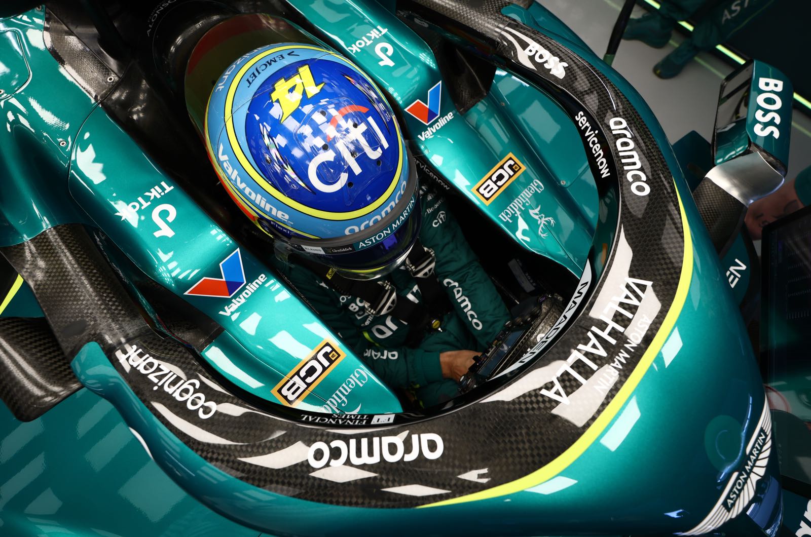 FIA to investigate Alonso steering wheel incident