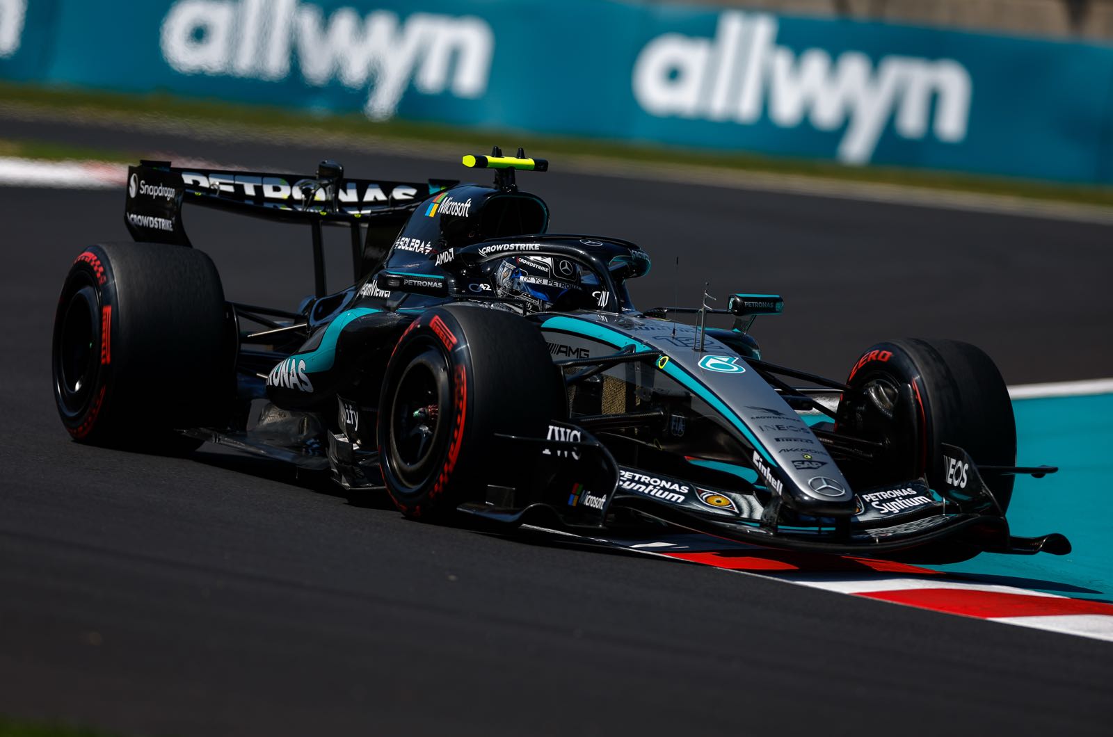Qualifying Report - Antonelli leads Mercedes front row sweep