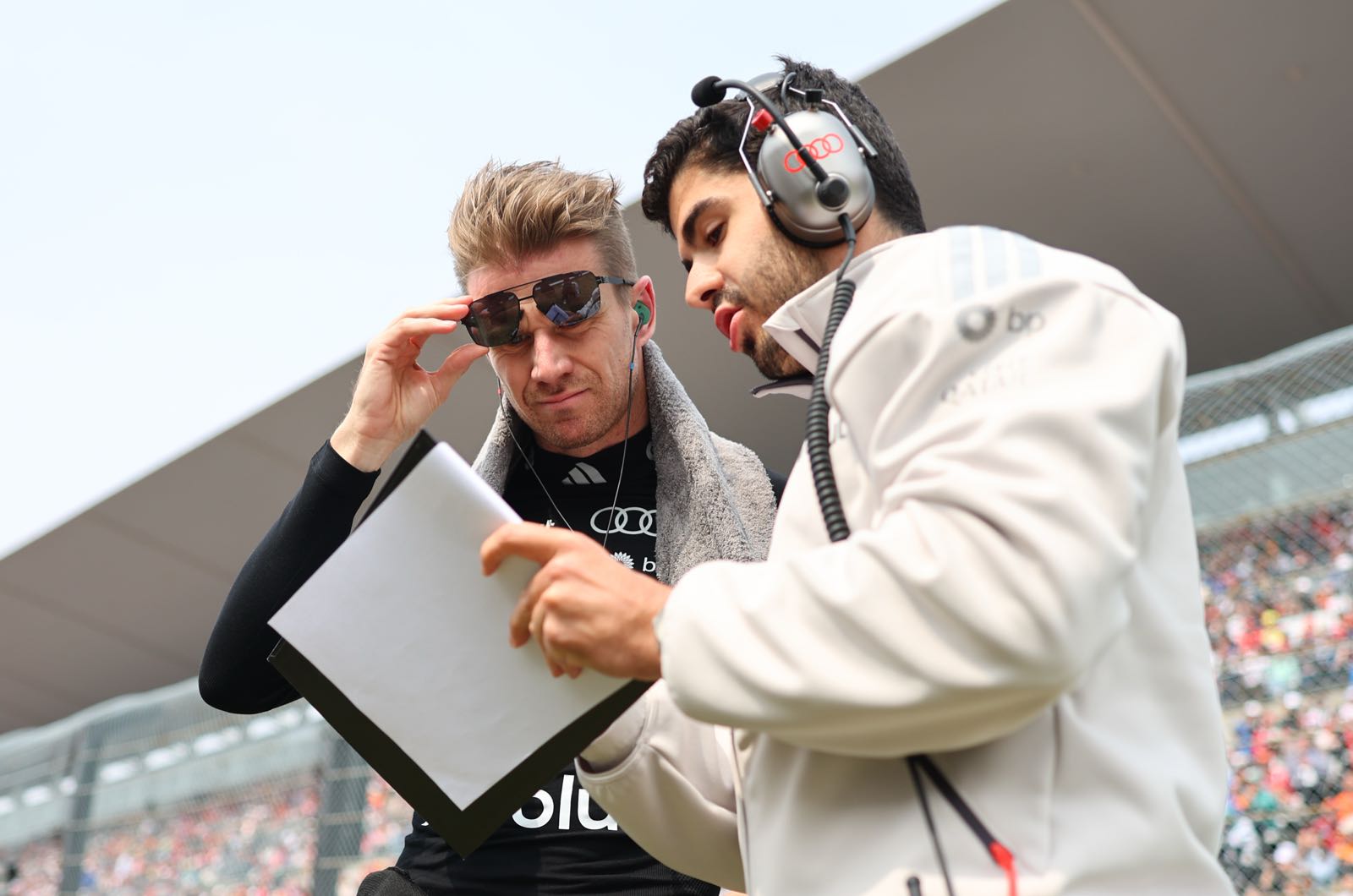Audi boss backs Hulkenberg, Sainz under pressure