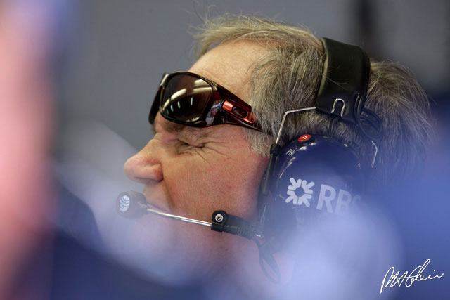 Analysis: Head cashes in as Williams floats