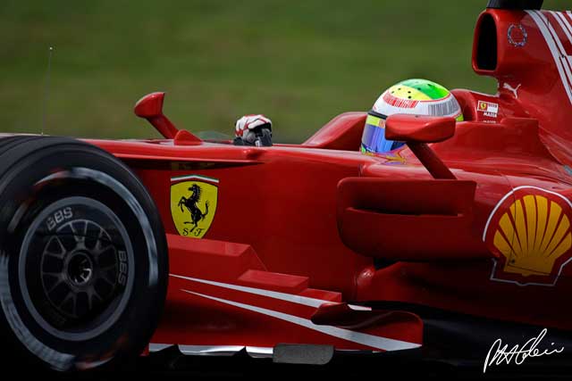 Qualifying Report - Ferrari to the fore