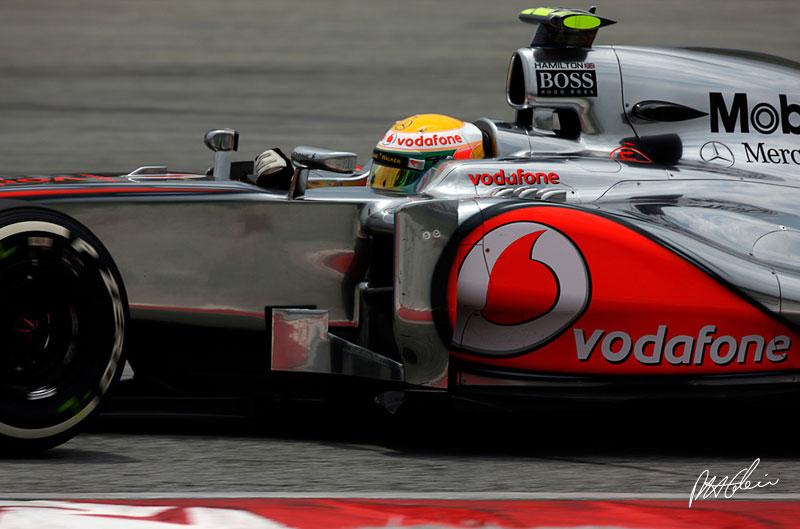 Qualifying Report - All McLaren front row again in Malaysia