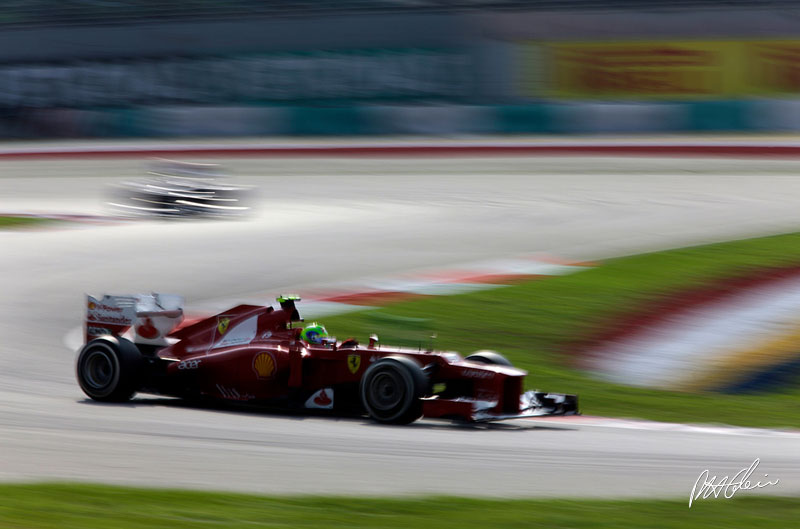 Maranello crisis meetings for Massa