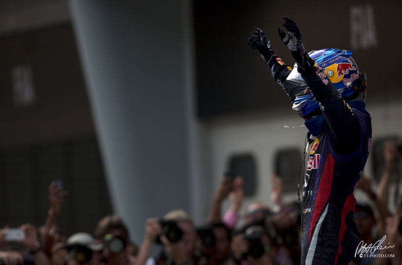 Did Vettel disobey team order intentionally?