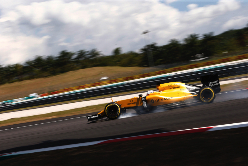 Renault drivers still in dark over future