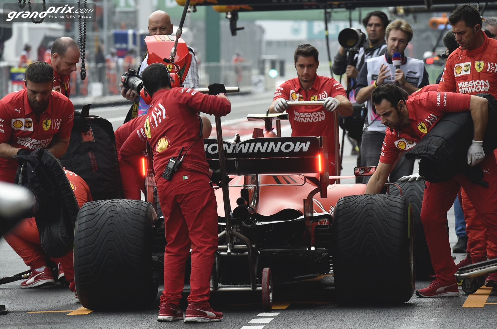 More pressure at Ferrari than Mercedes says Costa