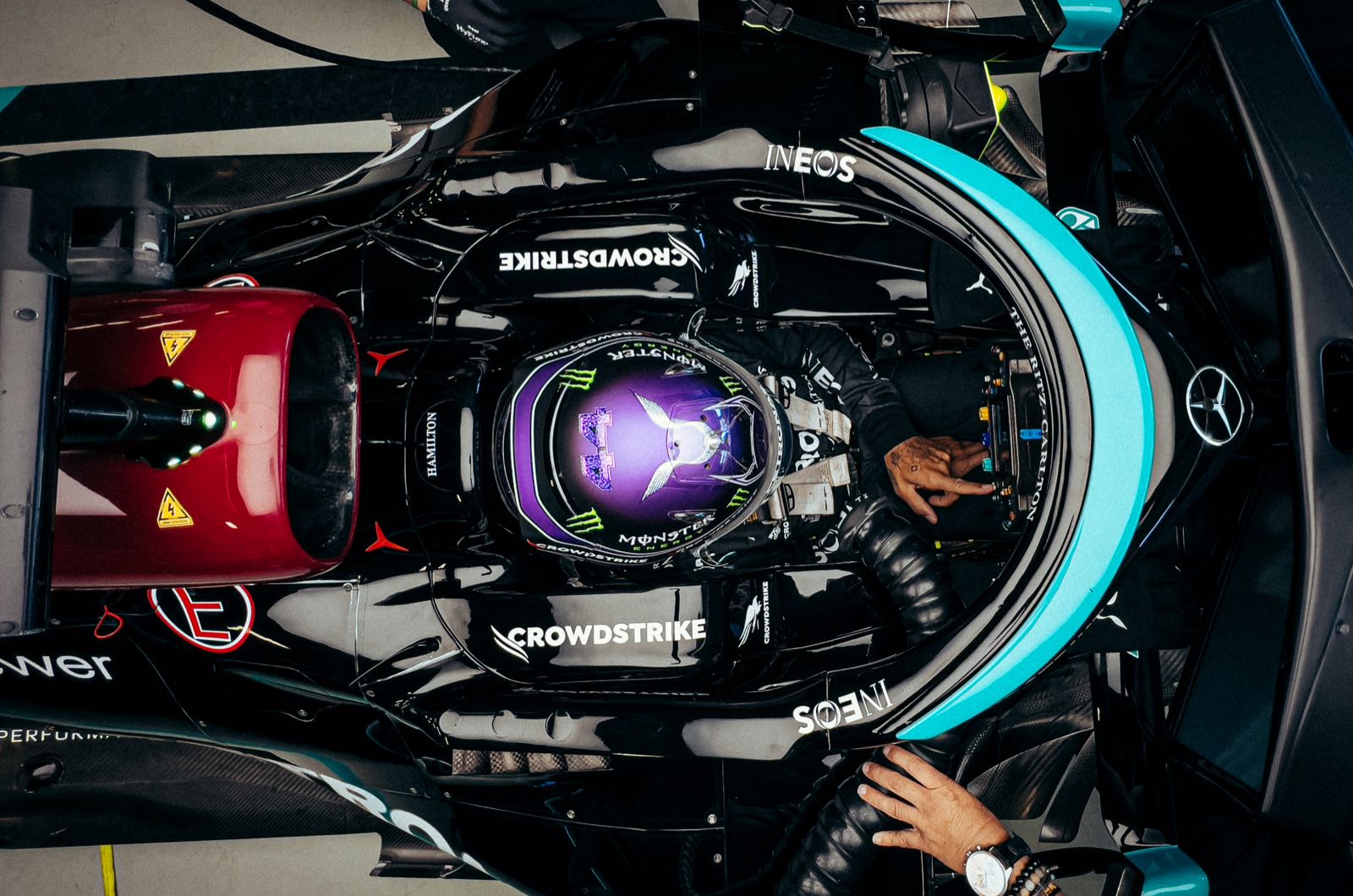 Wolff reveals Hamilton's very deep wounds