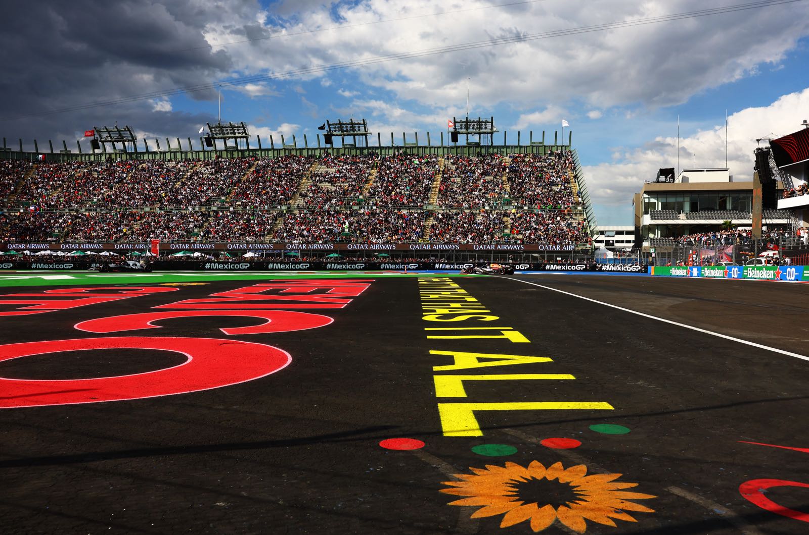 Shooting deaths will not stop Mexico GP