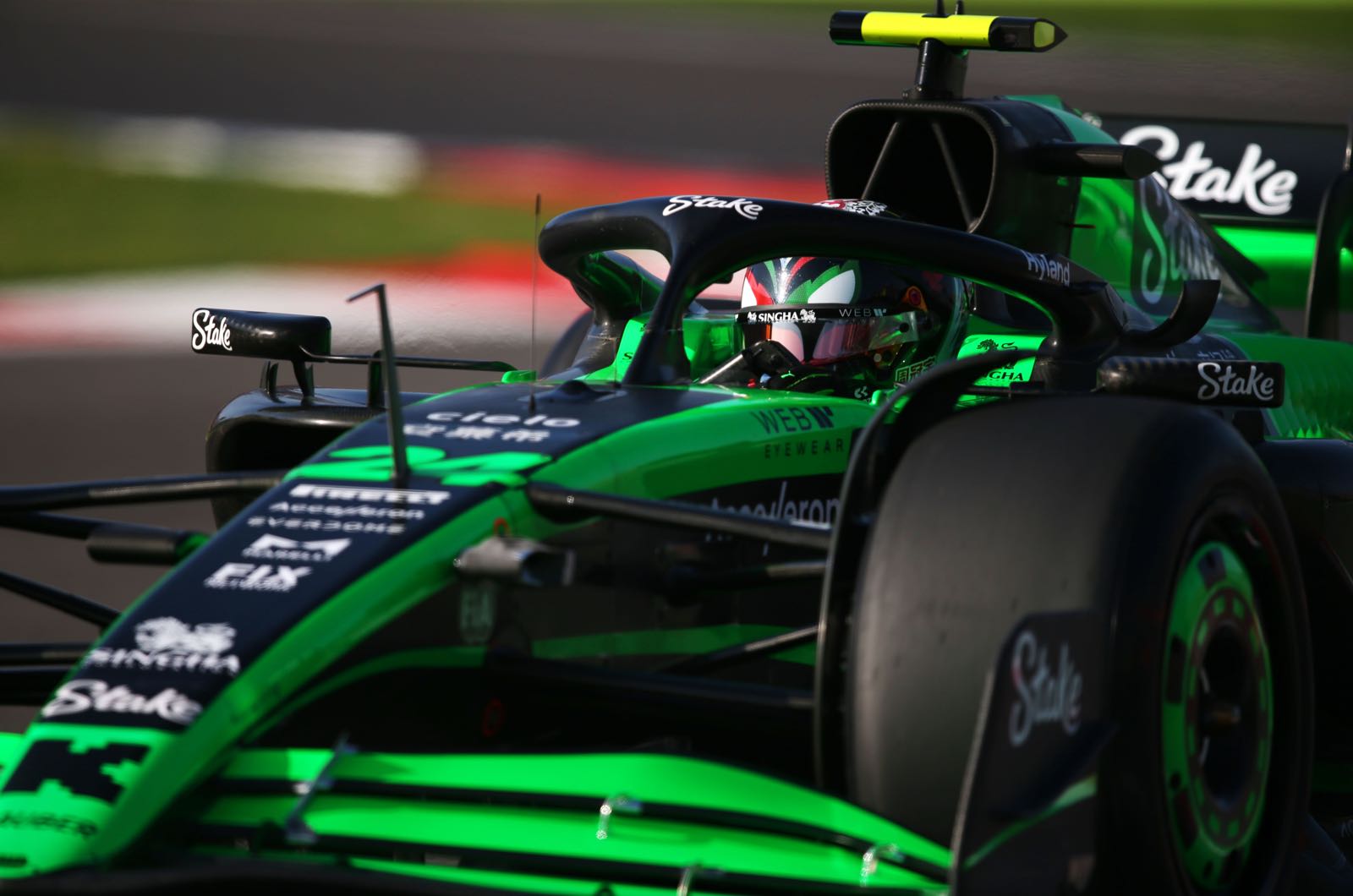 Zhou, focused on F1 return, linked with Red Bull