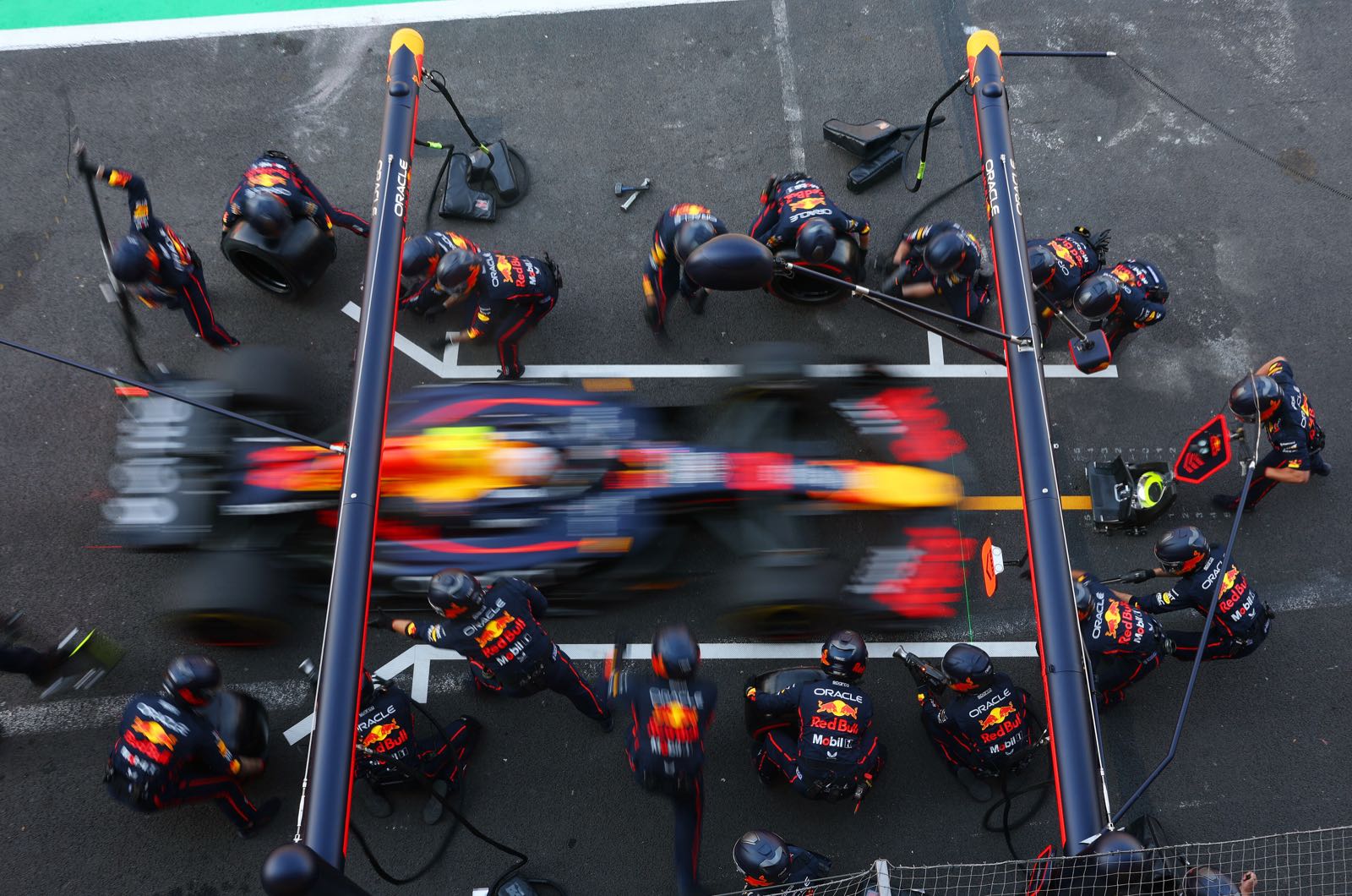 Honda urges Red Bull to keep Tsunoda for 2026