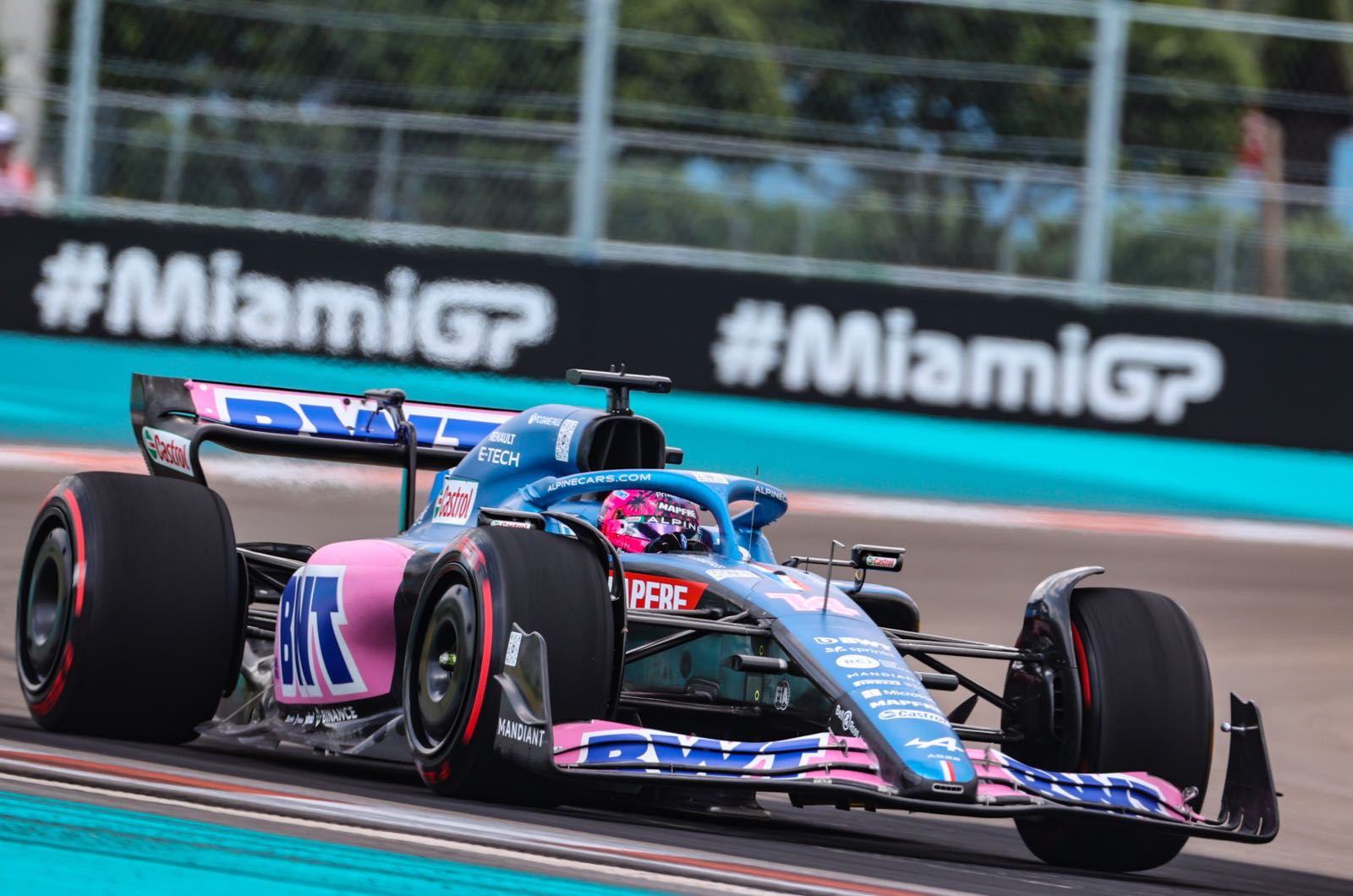 Alonso questions Alpine's new rear wing claim