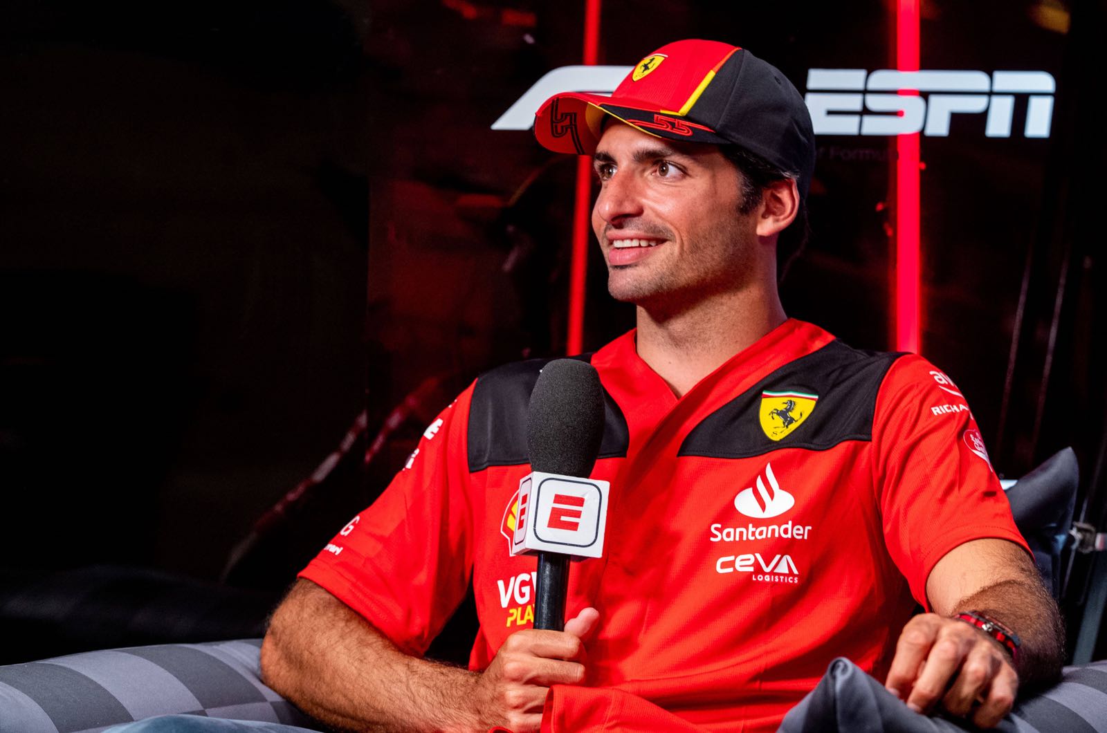 Practice 1 Report - Sainz quickest