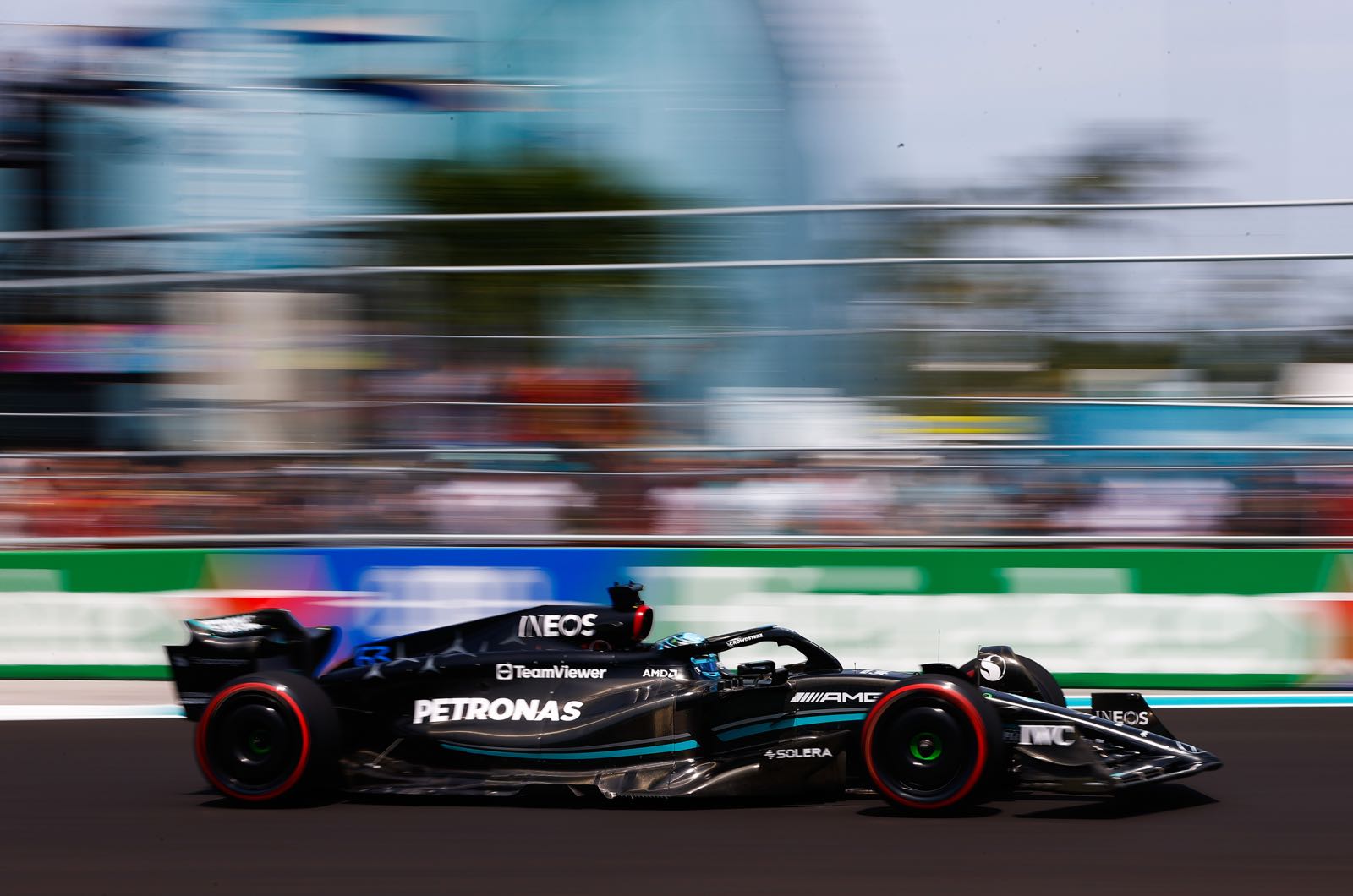 New sidepods not magic trick for Mercedes says Russell