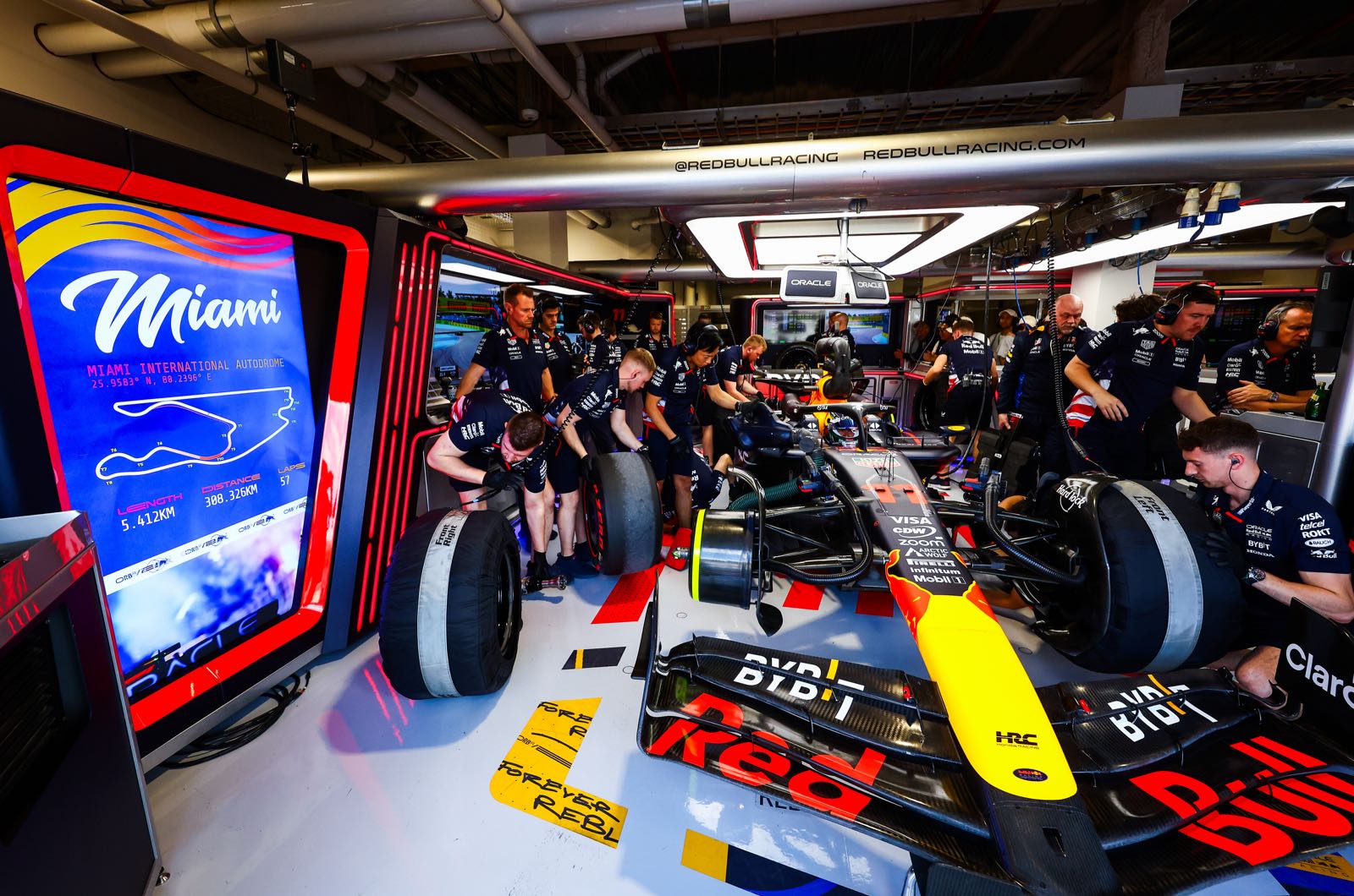 F1 could scrap hybrid engines from 2030 says Domenicali
