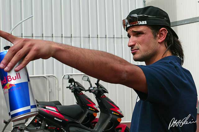Liuzzi stars in Colombia