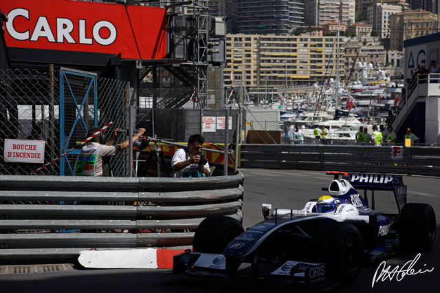 Practice 2 Report - Rosberg fastest