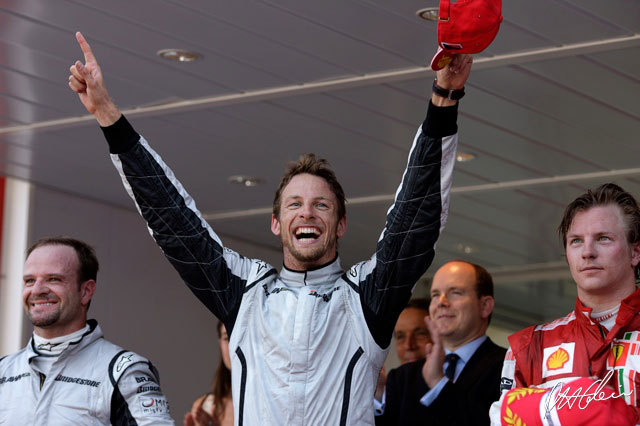 Race Report - Jenson jogs to victory
