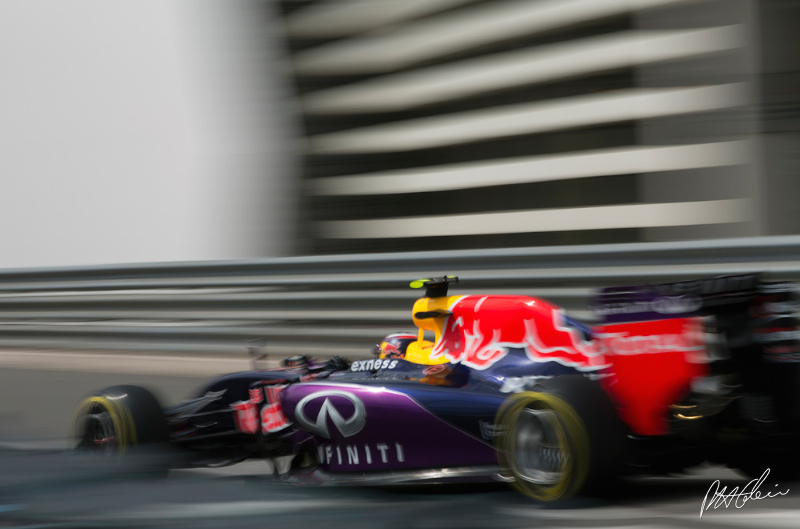 Red Bull admitting own car problems now says Ricciardo