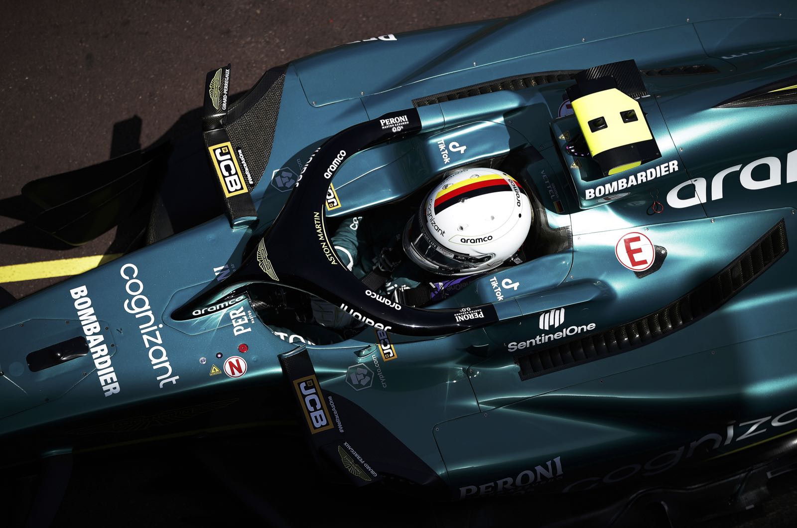 Aston Martin plays down Schumacher rumour