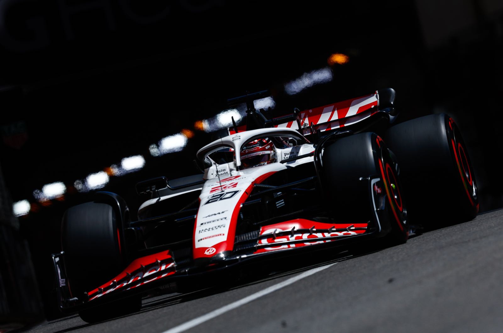 Haas confirms F1 talks with Alfa Romeo