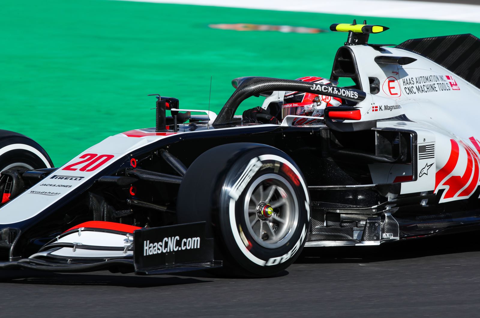 Haas hints at Ferrari engine overheating