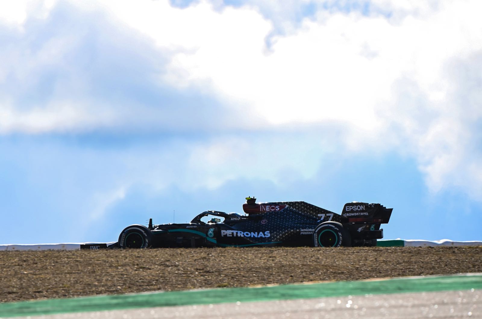 Key departures would weaken Mercedes says Schumacher