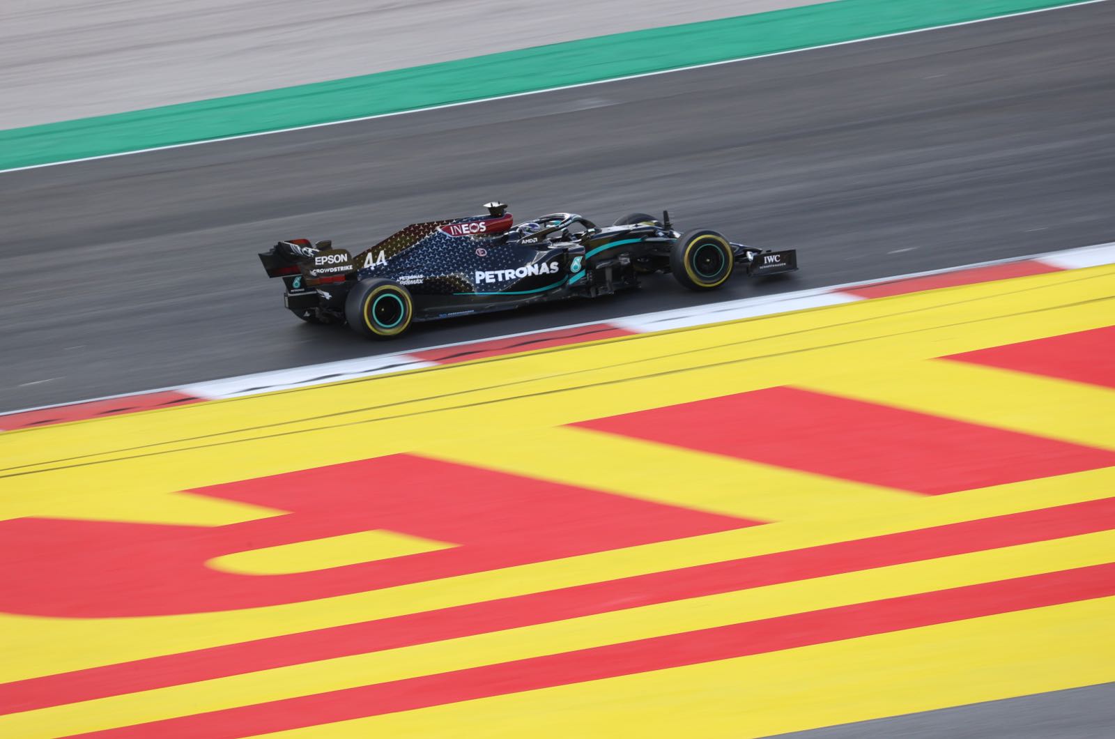 F1 exit for Mercedes would be crazy says Kallenius
