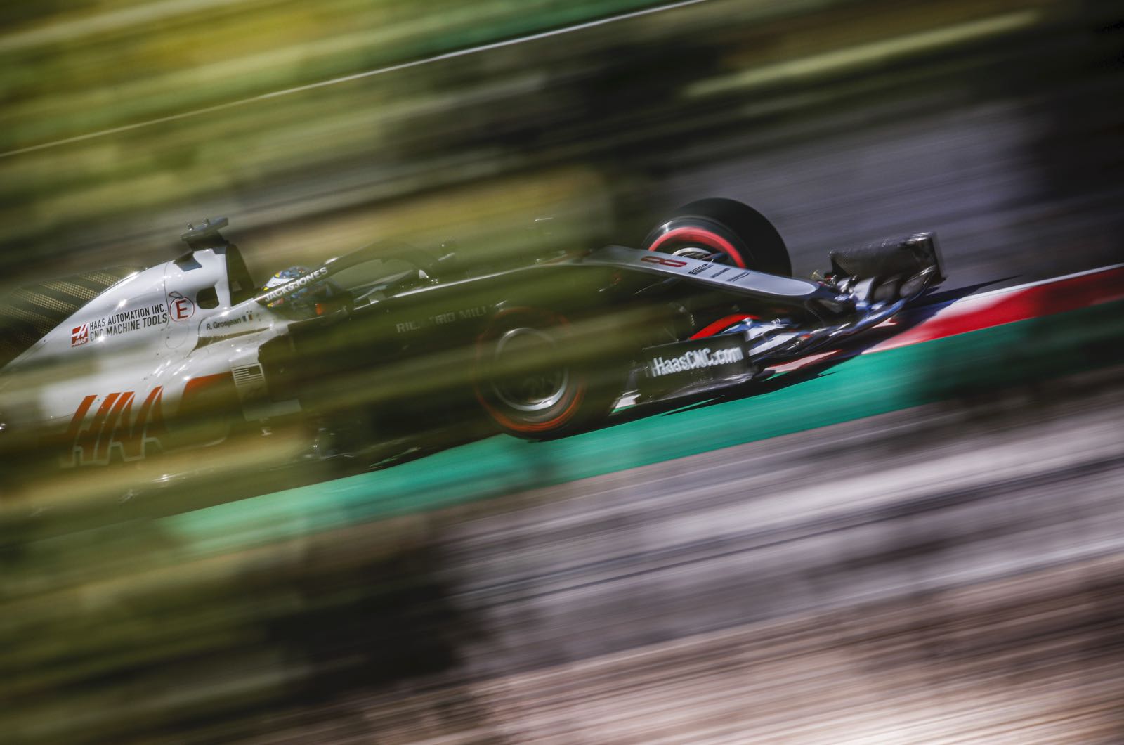 Haas has the worst car on the grid says Grosjean