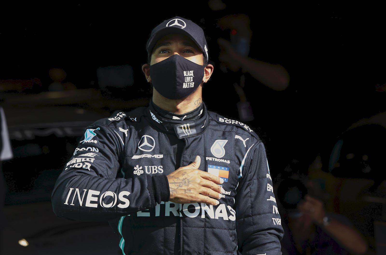 Hamilton will eventually sign contract says Wolff