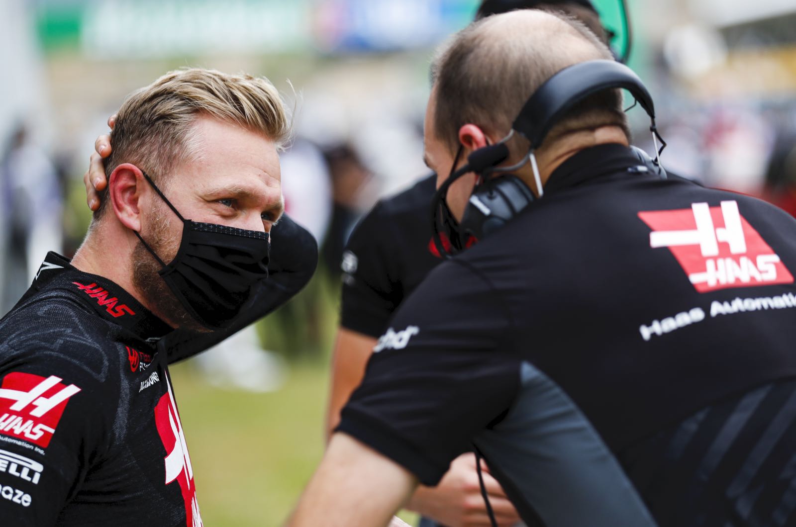 Atmosphere relaxed after Haas news says Magnussen