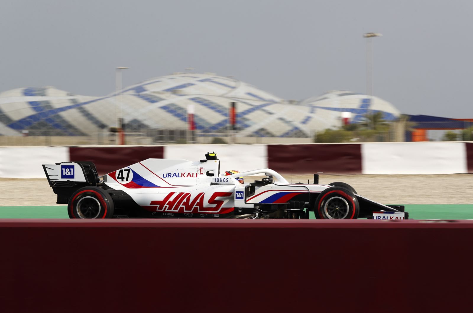 F1 finale in doubt for Haas over chassis shortage