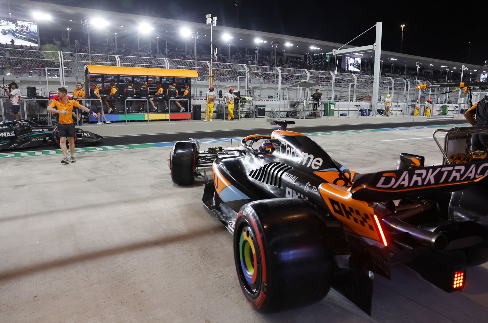 Sprint Shootout Report - McLaren front row as Verstappen on brink