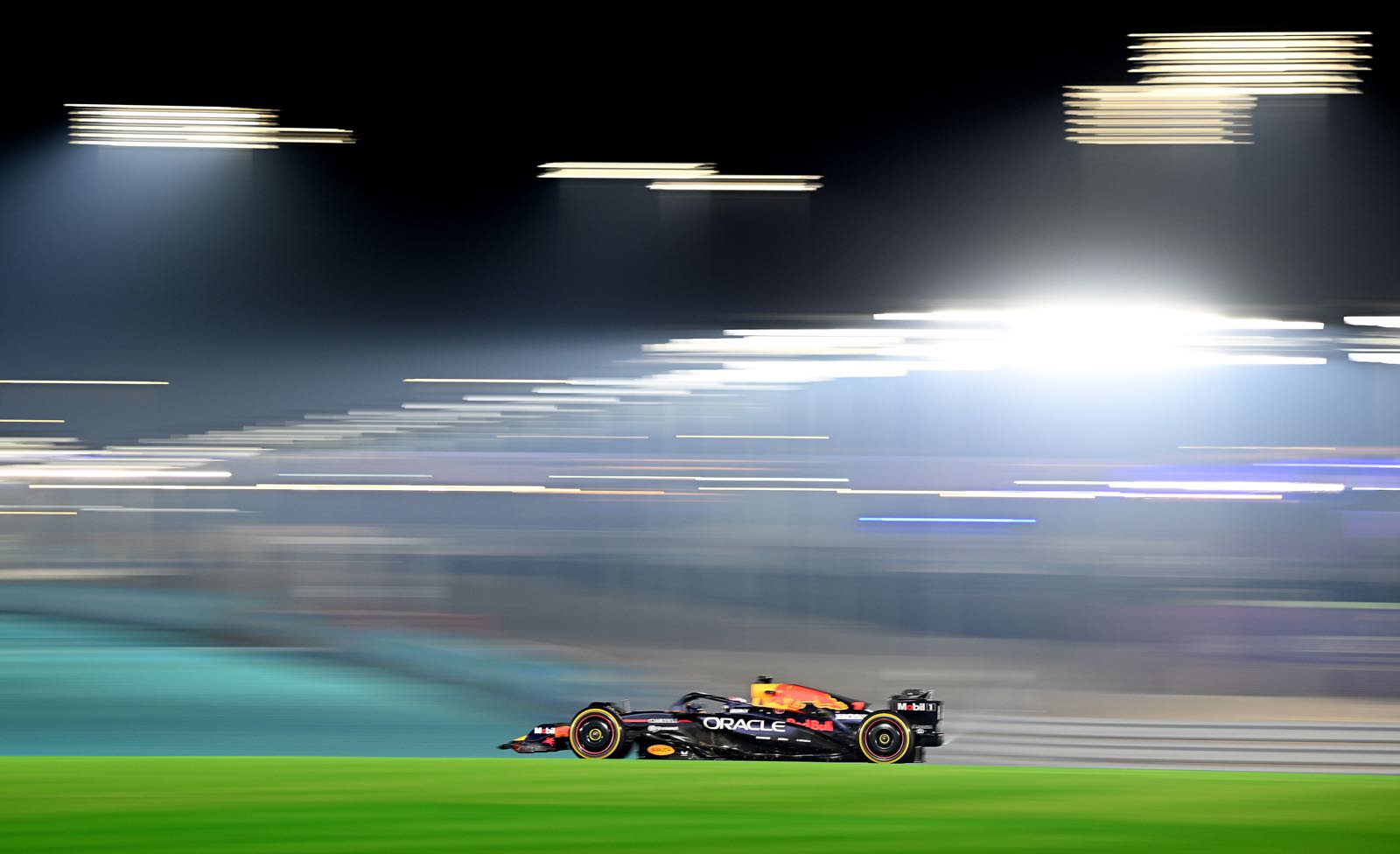 Qualifying Report - Verstappen claims vital Abu Dhabi pole