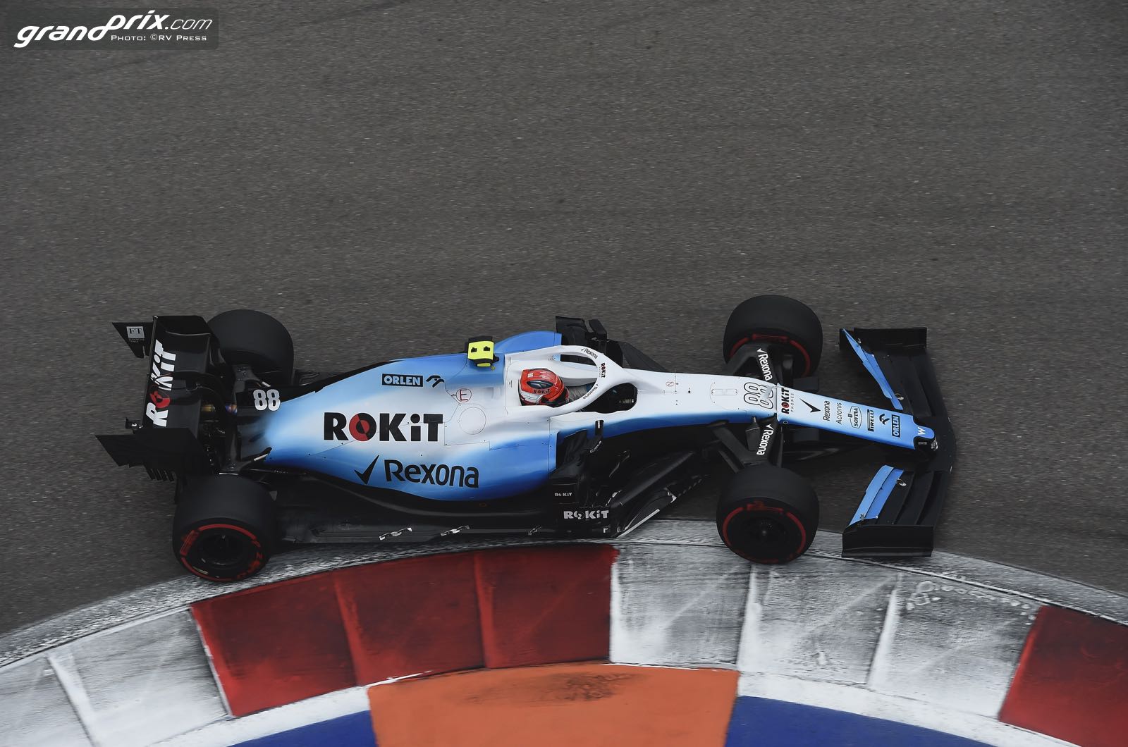 Racing Point admits interest in Kubica