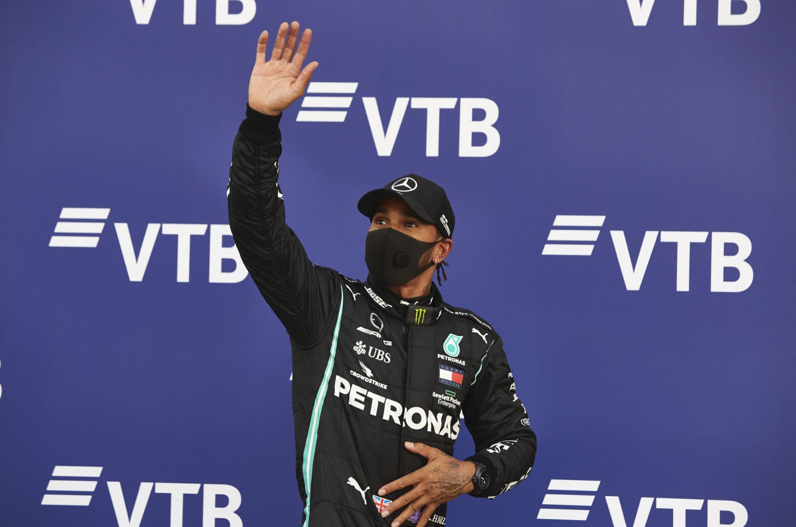 Wolff not ruling out Hamilton-Red Bull deal